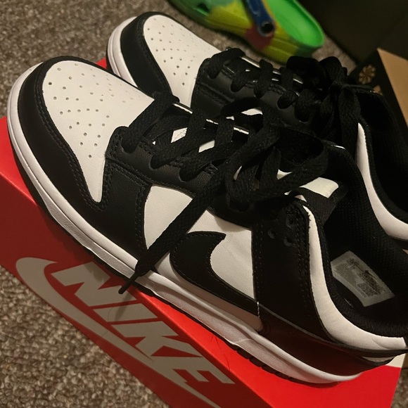 panda dunks - Picture 1 of 3